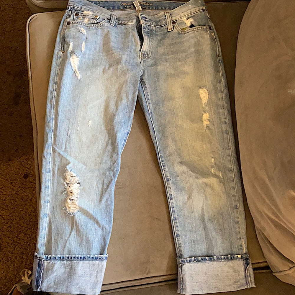 Abercrombie & Fitch Size 6 cuffed crop jeans